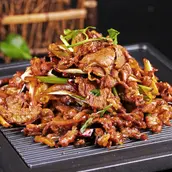 Sizzling Iron Lamb Feast